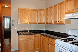 273 Webster Ave in Jersey City, NJ - Building Photo - Building Photo