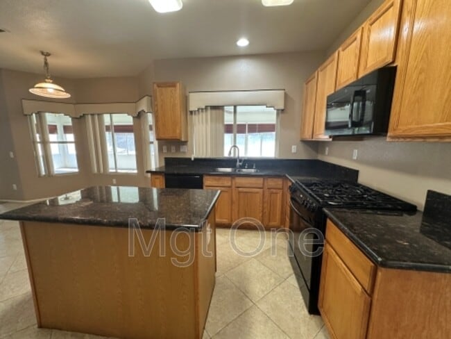 property at 2961 S Buena Vista Ave