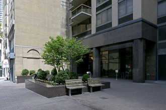 Falcon Tower in New York, NY - Foto de edificio - Building Photo