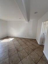 4079 Santa Ana St in Huntington Park, CA - Building Photo - Building Photo