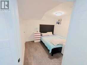 61 Mandrake St in Ajax, ON - Building Photo - Building Photo