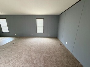 76 E U.S. Hwy 6 in Valparaiso, IN - Building Photo - Building Photo