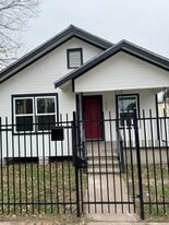 4145 Conroy St in Houston, TX - Building Photo