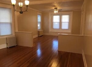 47 Hillcrest Ave in New Rochelle, NY - Foto de edificio - Building Photo