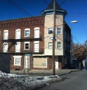 1039 Mechanic St in Bethlehem, PA - Building Photo