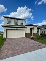 5055 Tibet court in St. Cloud, FL - Building Photo
