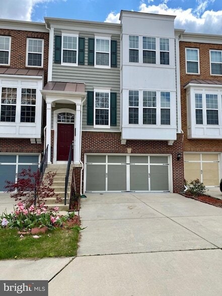 43569 White Cap Terrace, Unit 3311 in Chantilly, VA - Building Photo - Building Photo