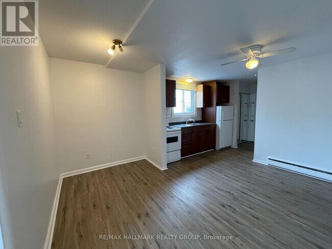 296 St. Patrick St in Ottawa, ON - Building Photo - Building Photo