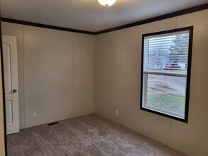 173 Birch in Highland, MI - Building Photo - Building Photo