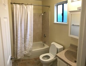 201 Grand Blvd in San Mateo, CA - Building Photo - Building Photo