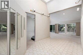 4189 Inglewood Dr in Burlington, ON - Building Photo - Building Photo