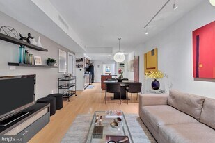 912 F St NW in Washington, DC - Building Photo