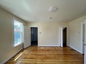 59 Bishop Allen Dr, Unit 1A in Cambridge, MA - Building Photo - Building Photo