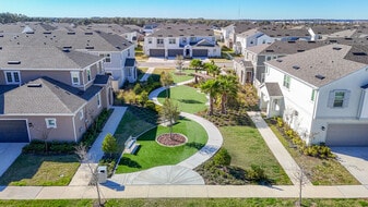 BB Living  Epperson Ranch in Wesley Chapel, FL - Building Photo