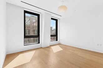 242 Broome St in New York, NY - Building Photo - Building Photo