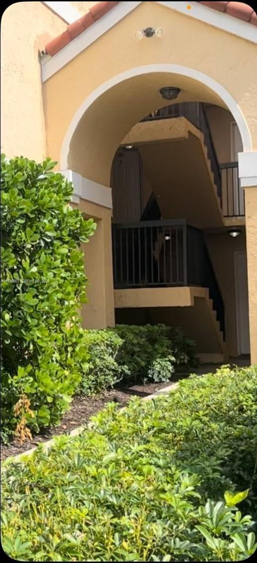 5721 Riverside Dr in Coral Springs, FL - Building Photo - Building Photo