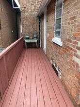 1 E Main St-Unit -Upstairs in Chillicothe, OH - Building Photo - Building Photo
