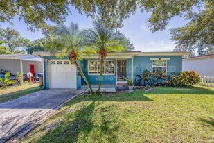 1028 Canovia Ave in Orlando, FL - Building Photo