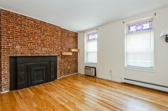 207 14th St in Hoboken, NJ - Building Photo - Building Photo