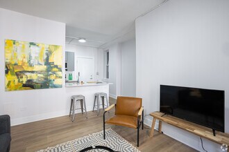 1347 W Estes Ave in Chicago, IL - Building Photo - Building Photo