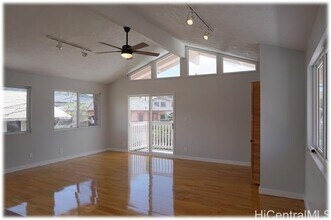 1009 Rawlins Ln in Honolulu, HI - Building Photo - Building Photo