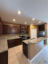 305 Leather Oak Loop in San Marcos, TX - Building Photo - Building Photo