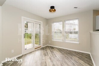 6909 Maywood Cir in Avon, IN - Building Photo - Building Photo