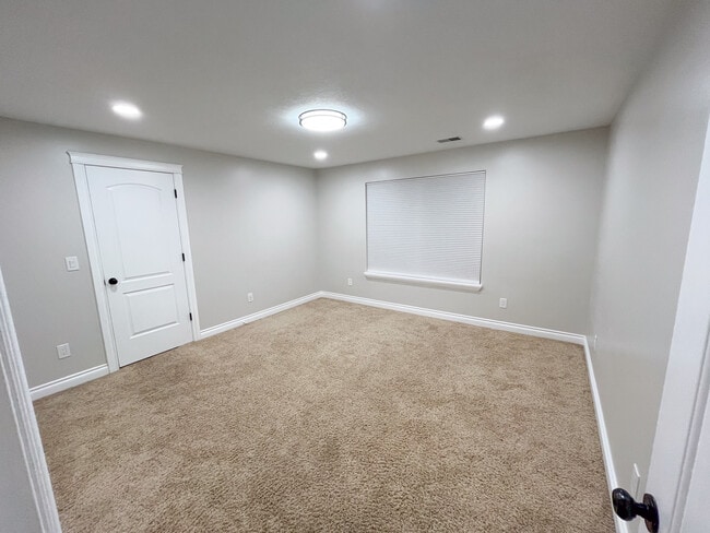 1266 W 475 S in Farmington, UT - Building Photo - Building Photo