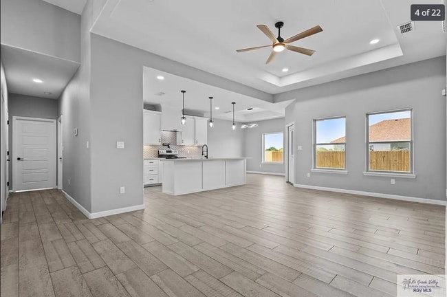 8802 Swan Lk Dr in Harlingen, TX - Building Photo - Building Photo