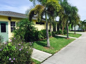 Park Place Rv Resort in Pahokee, FL - Foto de edificio - Building Photo