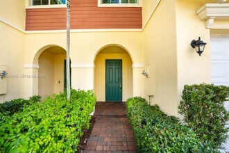 4652 Horseshoe Cir in Davie, FL - Building Photo - Building Photo