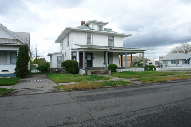 902 W Nora Ave in Spokane, WA - Building Photo - Building Photo