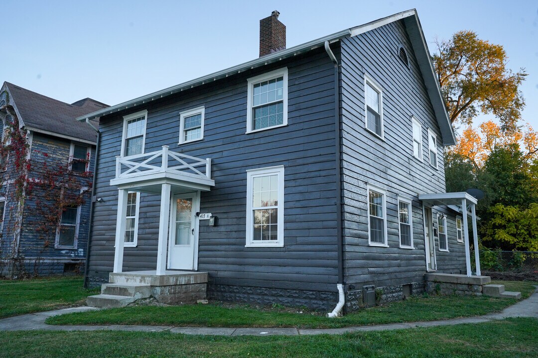 417 W 9th St in Anderson, IN - Foto de edificio