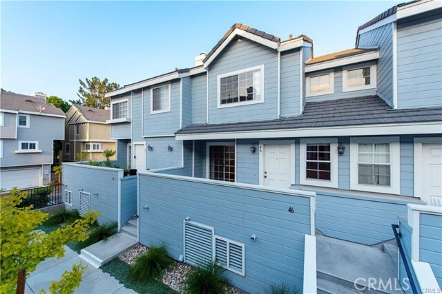 property at 2800 Plaza del Amo