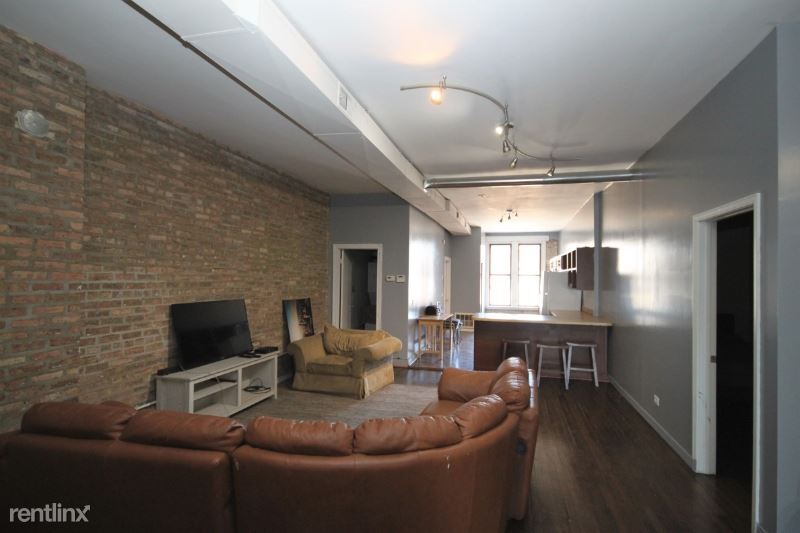 3345 N Clark St in Chicago, IL - Building Photo