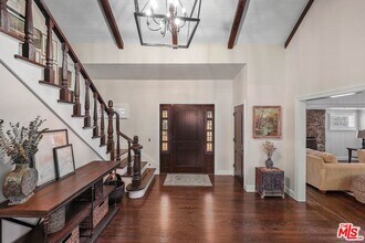 15434 Sutton St in Los Angeles, CA - Building Photo - Building Photo