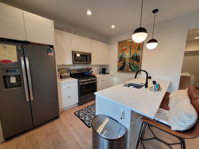 1658 W Summerdale Ave in Chicago, IL - Building Photo - Building Photo