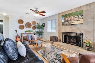 1525 Dakota Ln in Landers, CA - Building Photo - Building Photo