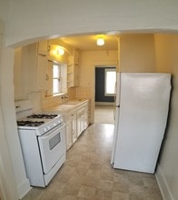 3811 E 10th St, Unit 3811 in Long Beach, CA - Building Photo - Building Photo