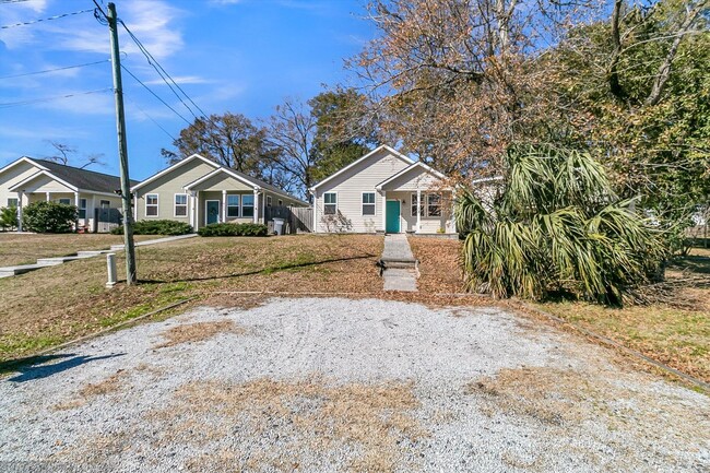 4155 St Johns Ave in North Charleston, SC - Building Photo - Building Photo