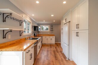 816 S Bannen Rd in Spokane Valley, WA - Building Photo - Building Photo