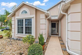 1303 Cypress Bend Cir in Melbourne, FL - Building Photo - Building Photo