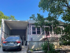 4407 Lareina Dr in Austin, TX - Building Photo - Building Photo