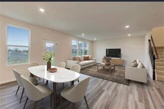 2240 Bent Grass Way in Bolingbrook, IL - Building Photo - Building Photo