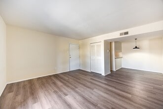 The Residences at Southern Oaks in Petersburg, VA - Building Photo - Building Photo