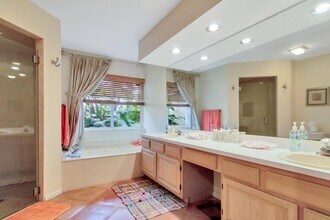 13725 Folkestone Cir in Wellington, FL - Building Photo - Building Photo