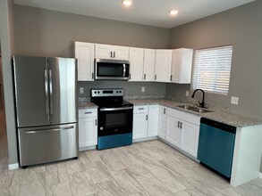 512 N Cherokee Ave in Tucson, AZ - Building Photo - Building Photo
