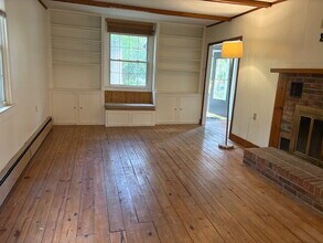 611 Rosemere Ave in Silver Spring, MD - Building Photo - Building Photo