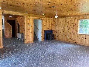 137 Creek Rd in Middlebury, VT - Building Photo - Building Photo
