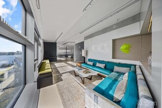 100 11th Ave in New York, NY - Building Photo - Building Photo